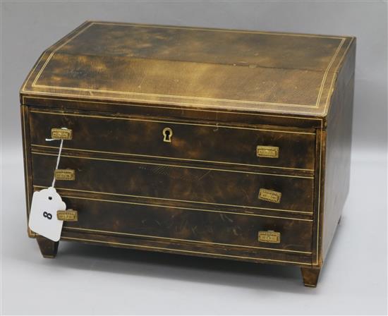 A Libertys gilt line-inlaid leather-covered jewellery cabinet, H 21cm W 30cm